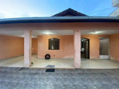 Casa com 5 Quartos para alugar, 298m² no Barreiro, Belo Horizonte