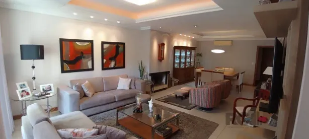 Apartamento com 3 Quartos à venda, 202m² no Vila Ipiranga, Porto Alegre