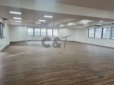 Sala Comercial à venda, 204m² no Cidade Monções, São Paulo