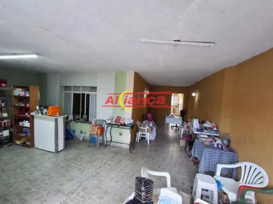 Sobrado com 5 Quartos à venda, 243m² no Vila Augusta, Guarulhos