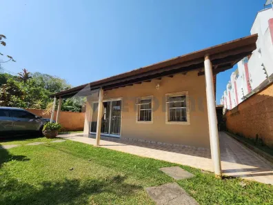 Casa com 2 Quartos à venda, 250m² no Balneário Gardem Mar, Caraguatatuba
