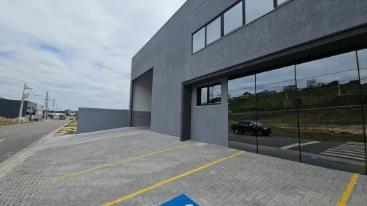 Sala Comercial para alugar, 500m² no Jardim Califórnia, Jacareí