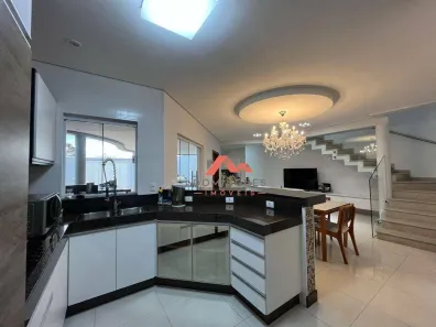 Sobrado com 3 Quartos à venda, 247m² no Jardim Cândido Bertini, Santa Bárbara D'Oeste