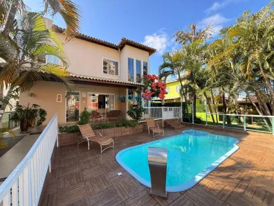 Casa de Condomínio com 3 Quartos à venda, 300m² no Centro, Lauro de Freitas