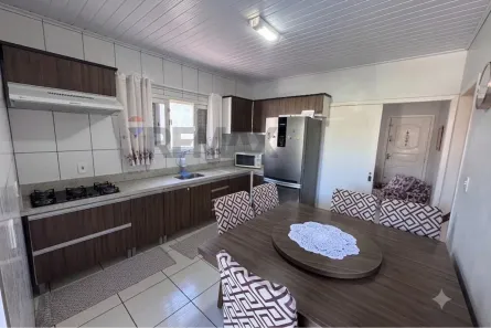 Casa com 2 Quartos à venda, 132m² no Pinheirinho, Criciúma