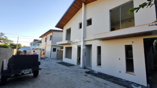 Casa com 3 Quartos à venda, 122m² no Santa Mônica, Florianópolis