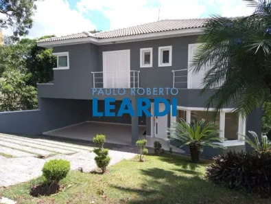 Casa de Condomínio com 3 Quartos para venda ou aluguel, 330m² no Tarumã, Santana de Parnaíba