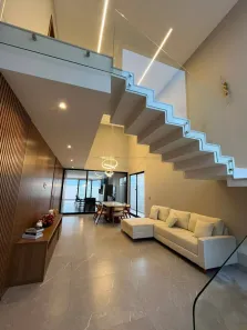 Casa de Condomínio com 4 Quartos à venda, 240m² no Ogiva, Cabo Frio