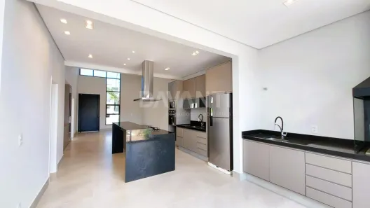 Casa de Condomínio com 3 Quartos para alugar, 176m² no Roncáglia, Valinhos