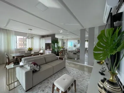Apartamento com 3 Quartos à venda, 120m² no Centro, Balneário Camboriú