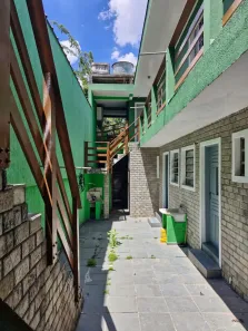 Prédio Comercial com 7 Quartos à venda, 300m² no Jardim Freitas Júnior, Taboão da Serra