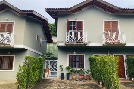 Casa de Condomínio com 2 Quartos para alugar, 64m² no Centro, Atibaia