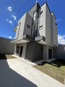 Sobrado com 3 Quartos à venda, 141m² no Novo Mundo, Curitiba