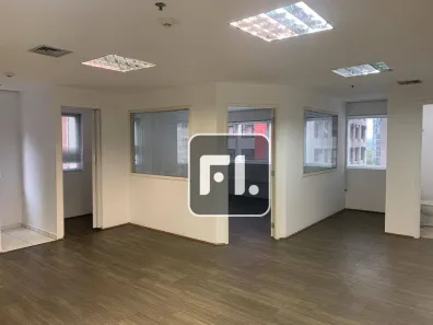 Sala Comercial para alugar, 120m² no Vila Olímpia, São Paulo