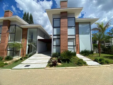 Casa de Condomínio com 4 Quartos à venda, 203m² no Tijuca, Teresópolis