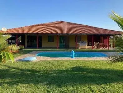 Fazenda/Sítio com 3 Quartos à venda, 1500m² no Bom Sucesso, Pindamonhangaba