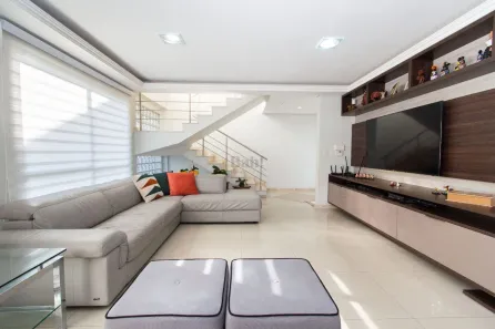 Sobrado com 4 Quartos à venda, 250m² no São José, Canoas
