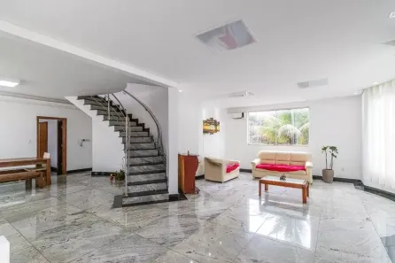 Casa com 6 Quartos à venda, 700m² no Bandeirantes (Pampulha), Belo Horizonte