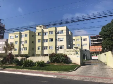 Apartamento com 2 Quartos para alugar, 72m² no São João, Itajaí