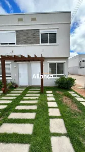 Casa de Condomínio com 2 Quartos para alugar, 39m² no Vila Nova, Porto Alegre