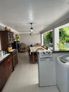 Casa de Condomínio com 4 Quartos para alugar, 237m² no Vila Zezé, Jacareí