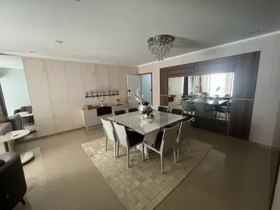 Apartamento com 3 Quartos para alugar, 135m² no Praia da Costa, Vila Velha