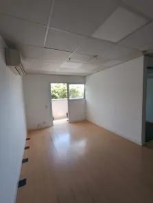 Sala Comercial para venda ou aluguel, 40m² no Santo Amaro, São Paulo