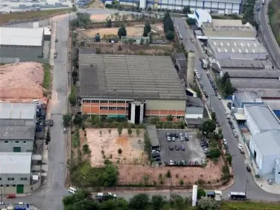 Galpão/Depósito/Armazém para venda ou aluguel, 8100m² no Parque Industrial Daci, Taboão da Serra