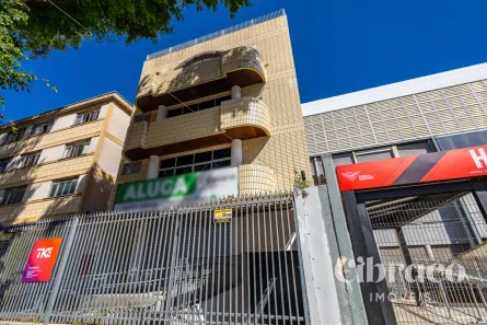Prédio Comercial para alugar, 1351m² no Rebouças, Curitiba