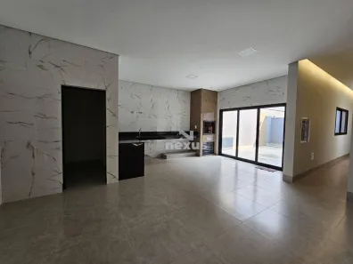 Casa com 3 Quartos à venda, 240m² no Novo Mundo, Uberlândia