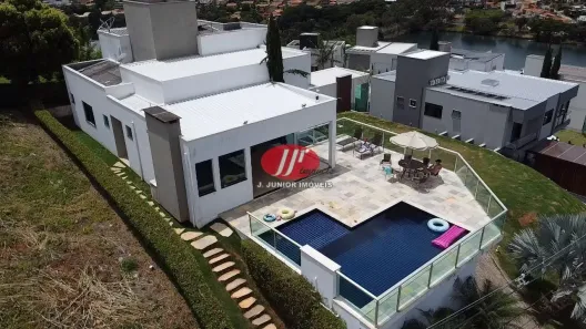 Casa de Condomínio com 5 Quartos para alugar, 400m² no Escarpas do Lago, Capitólio