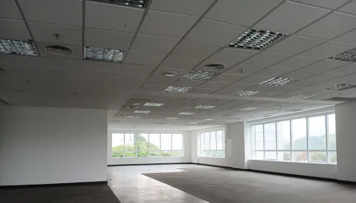 Sala Comercial para alugar, 136m² no Cidade Monções, São Paulo