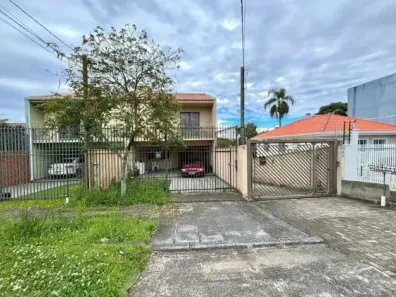 Sobrado com 3 Quartos à venda, 153m² no São Braz, Curitiba