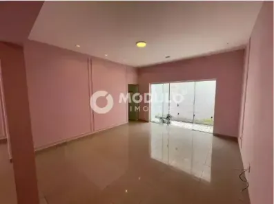 Ponto Comercial para alugar, 50m² no Lídice, Uberlândia