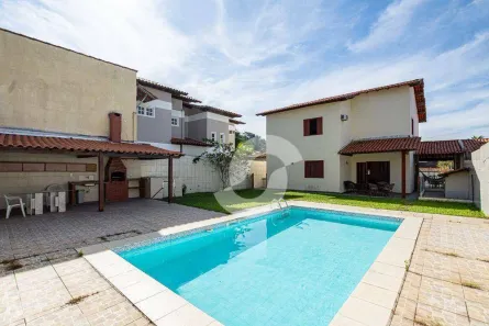 Casa com 3 Quartos à venda, 301m² no Camboinhas, Niterói