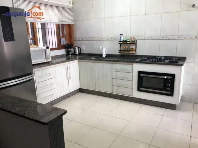 Casa com 3 Quartos à venda, 85m² no Loteamento Villa Branca, Jacareí