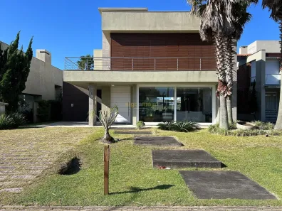 Casa de Condomínio com 5 Quartos à venda, 351m² no , Xangri-Lá