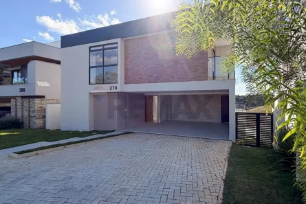 Casa com 4 Quartos à venda, 342m² no São Pedro, Juiz de Fora