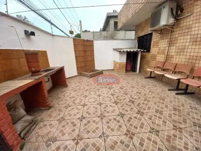 Casa com 3 Quartos à venda, 150m² no Macuco, Santos