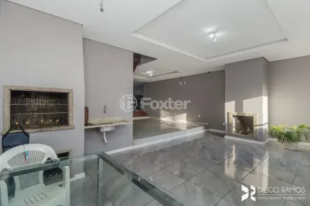 Sobrado com 4 Quartos à venda, 288m² no Vila Assunção, Porto Alegre