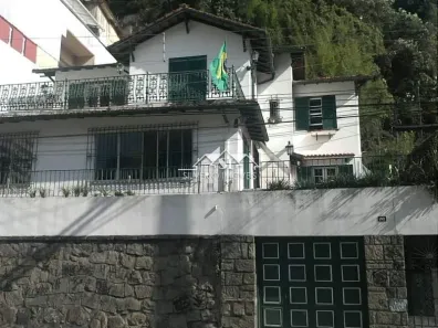Casa com 7 Quartos à venda, 260m² no Centro, Petrópolis