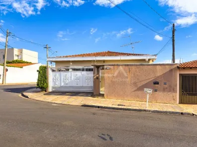 Casa com 3 Quartos à venda, 227m² no Jardim das Torres, São Carlos