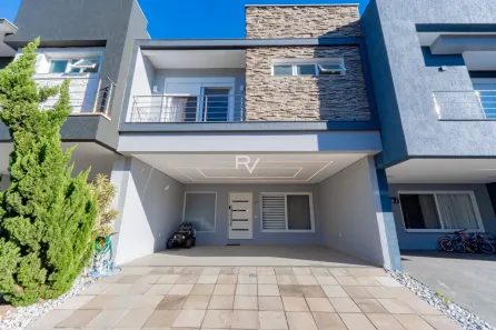 Casa de Condomínio com 3 Quartos à venda, 220m² no Sarandi, Porto Alegre