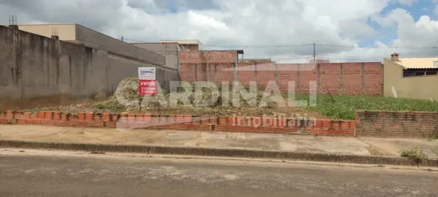Lote/Terreno à venda, 250m² no Jardim Embaré, São Carlos