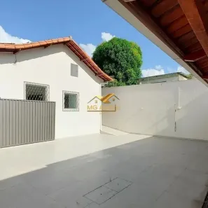 Casa com 3 Quartos para alugar, 190m² no Santa Branca, Belo Horizonte