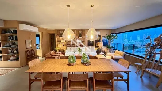Apartamento com 3 Quartos à venda, 158m² no Setor Bueno, Goiânia