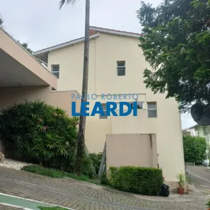 Casa de Condomínio com 3 Quartos para alugar, 220m² no Vila São Silvestre, São Paulo