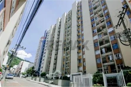 Apartamento com 3 Quartos para alugar, 94m² no Centro, Juiz de Fora