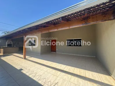 Casa com 3 Quartos para alugar, 153m² no Alto Umuarama, Uberlândia