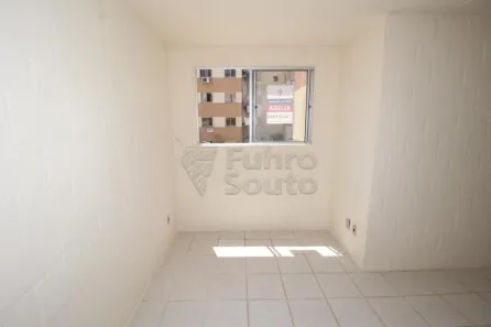 Apartamento com 2 Quartos à venda, 37m² no São Gonçalo, Pelotas
